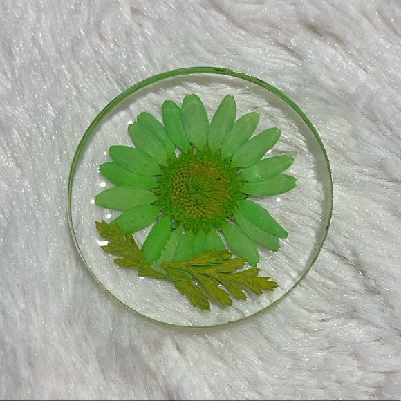 Real flower resin badge reels - Picture 5 of 6